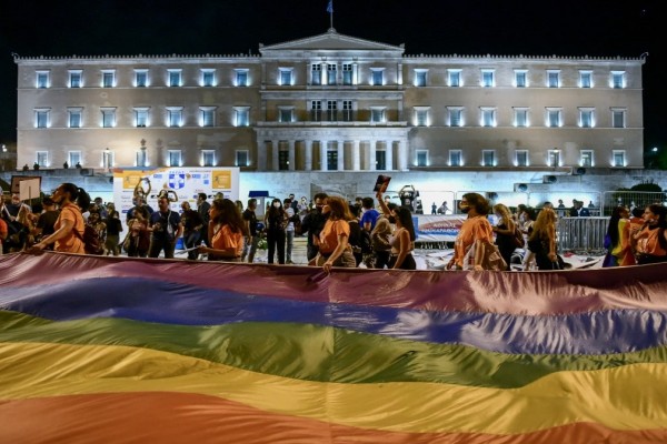 Athens Pride 2022: Ηχηρό «όχι» στους ΛΟΑΤΚΙ+ αστυνομικούς για συμμετοχή τους στην παρέλαση υπερηφάνειας! (video) - LGBT News